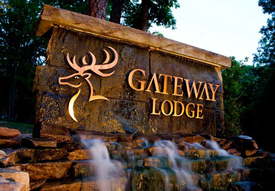 Gateway-Lodge (1)