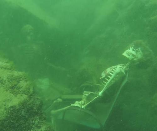 Authorities-find-underwater-skeleton-tea-party-in-Arizona